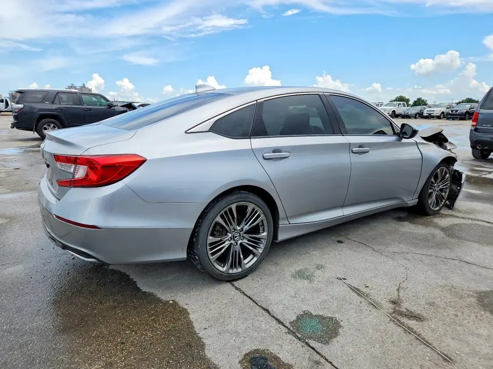 2018 HONDA ACCORD LX  