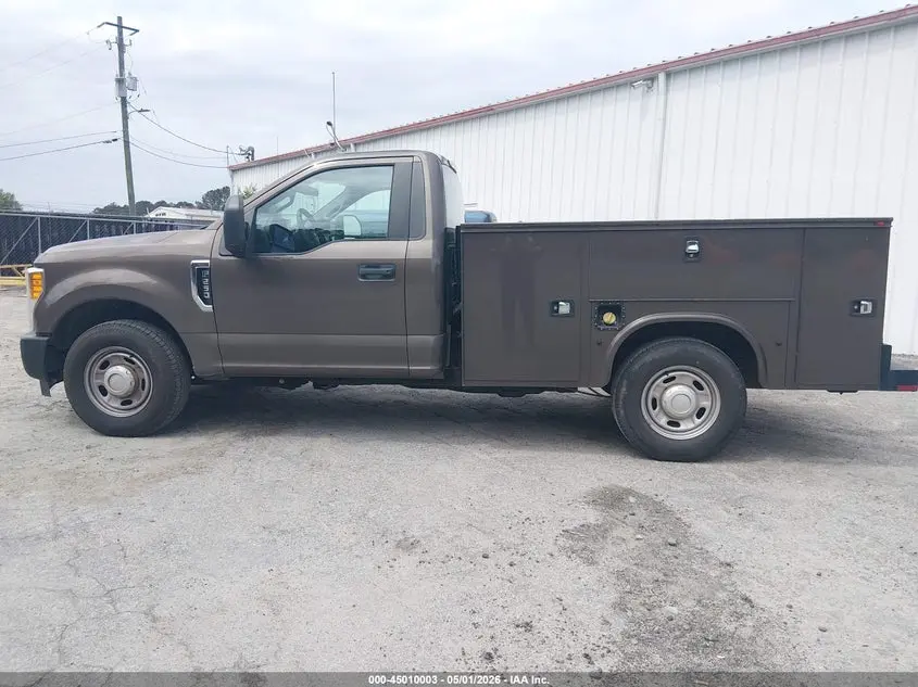 2017 FORD F-250 XL