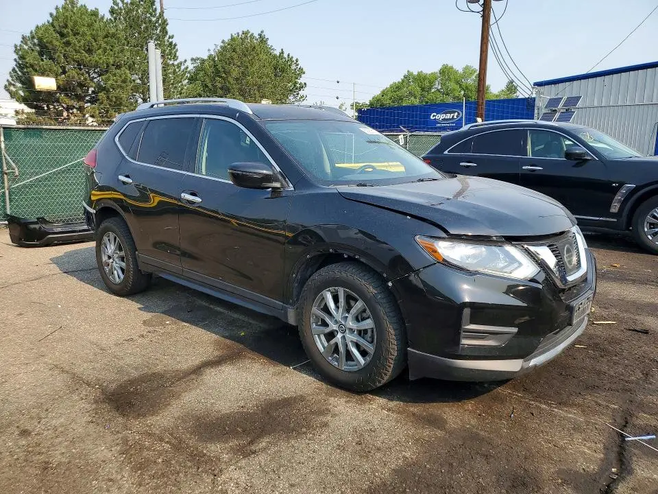2017 NISSAN ROGUE SV  