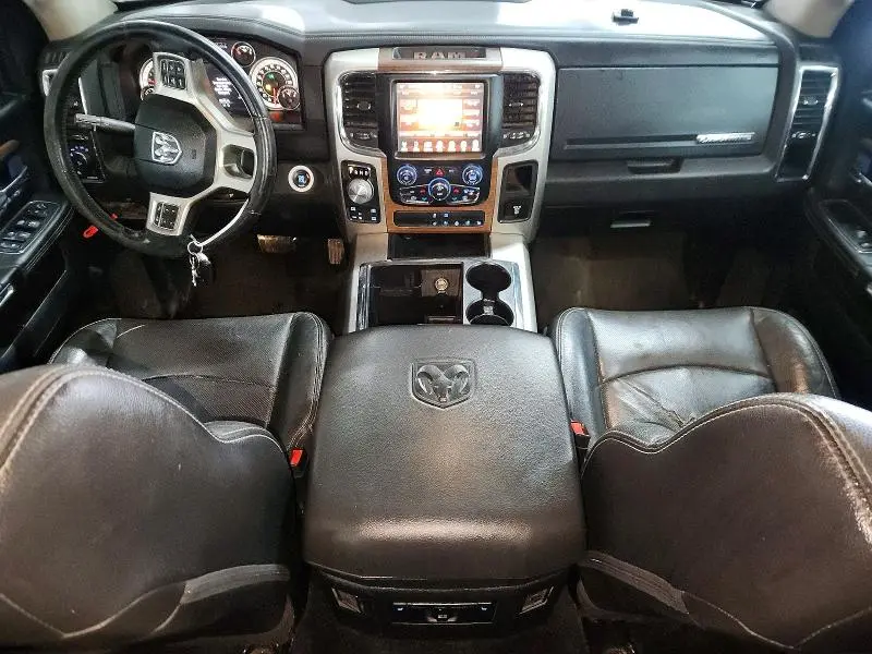 2015 RAM 1500 LARAMIE  