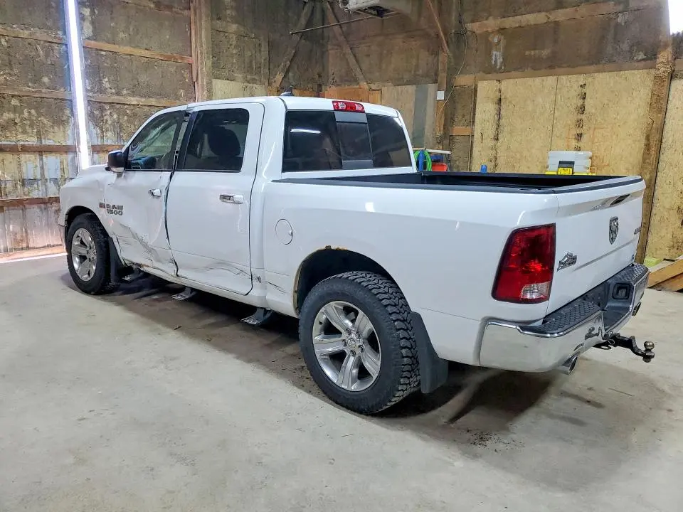 2014 RAM 1500 SLT  