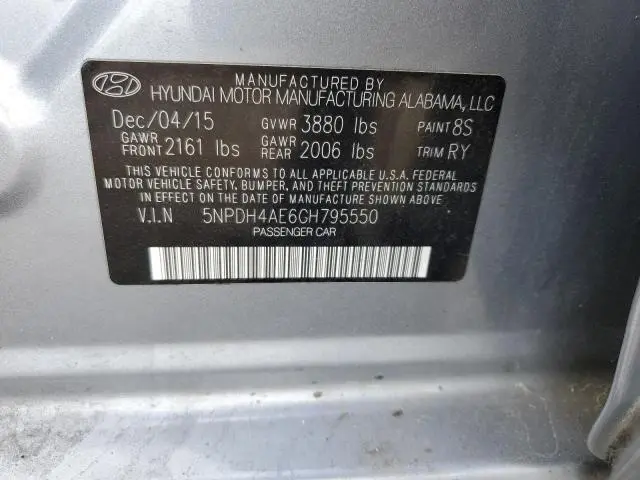 2016 HYUNDAI ELANTRA SE  