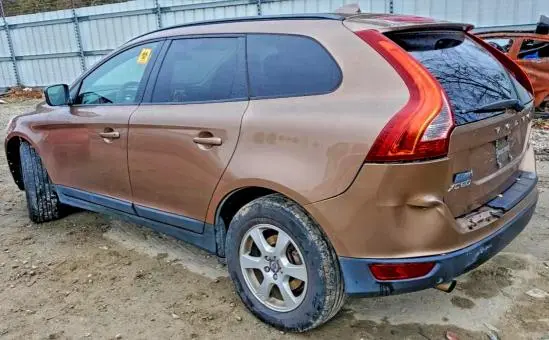 2010 VOLVO XC60 3.2  