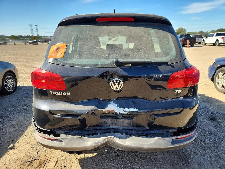 2016 VOLKSWAGEN TIGUAN S  