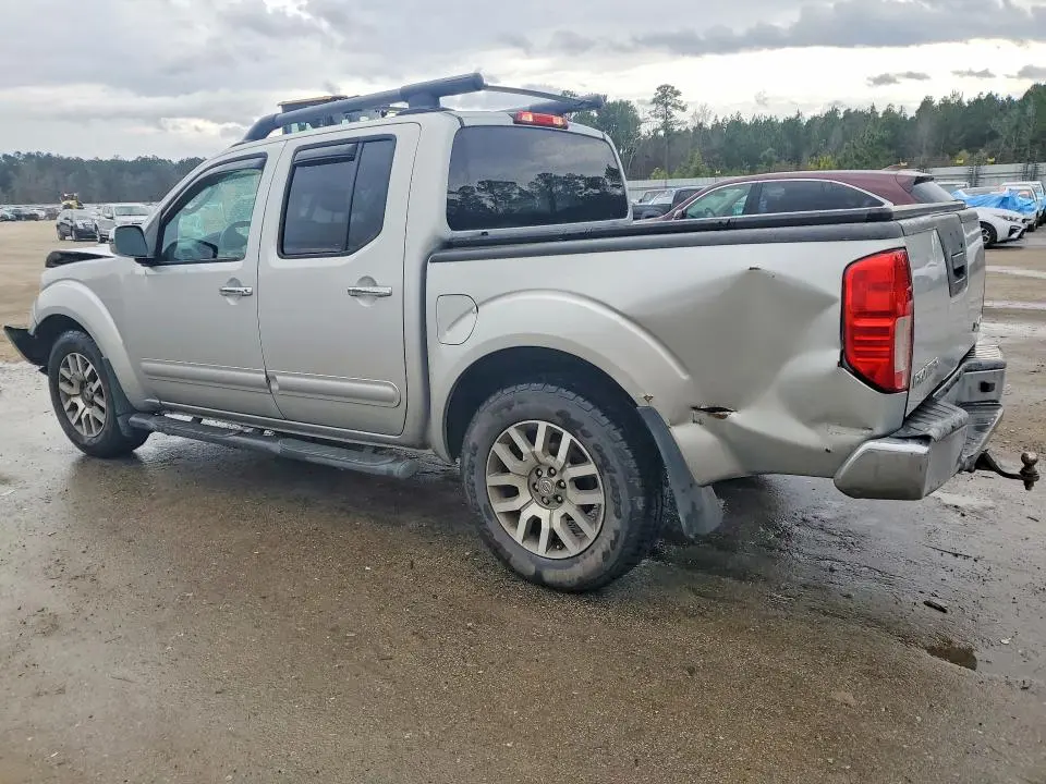 2011 NISSAN FRONTIER S  
