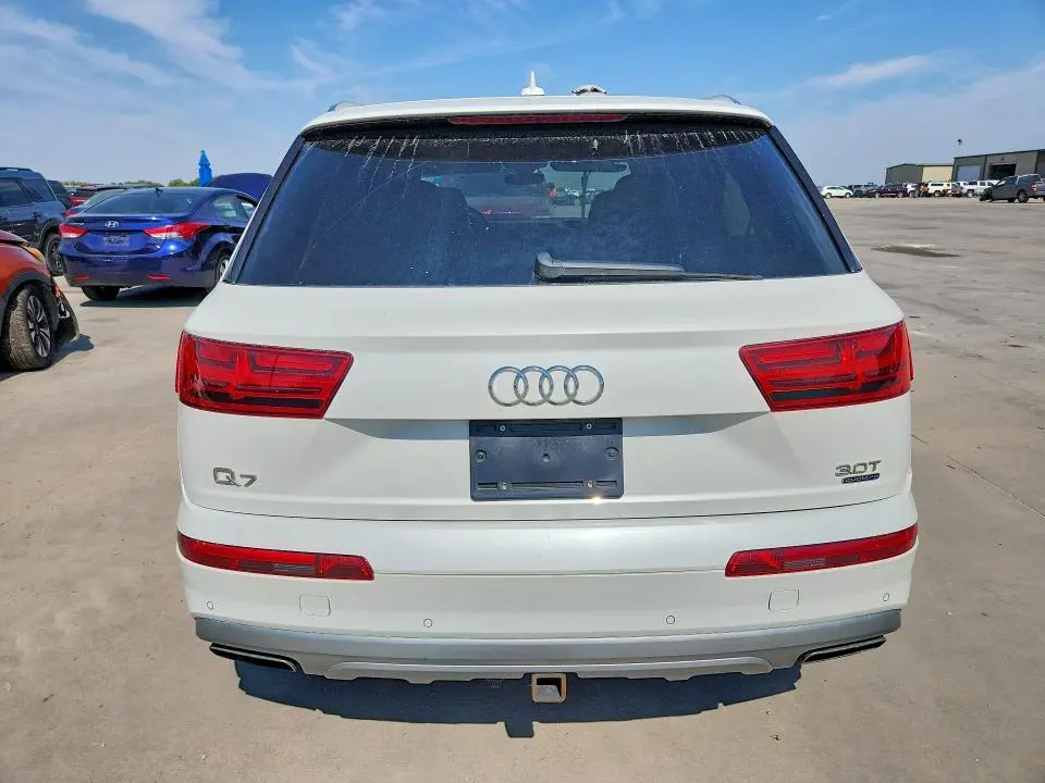 2017 AUDI Q7 PRESTIGE  