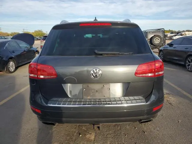 2012 VOLKSWAGEN TOUAREG V6  