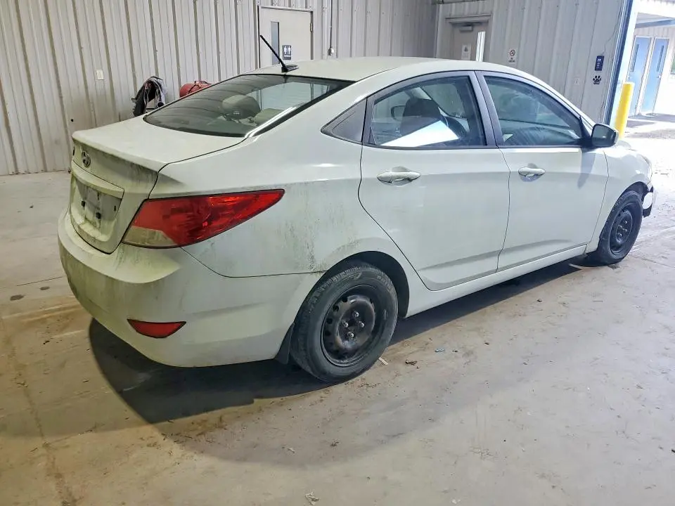 2013 HYUNDAI ACCENT GLS  
