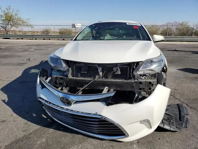 2018 TOYOTA AVALON XLE  