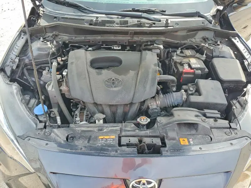 2019 TOYOTA YARIS LE  