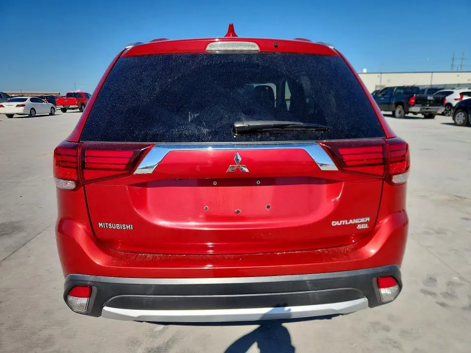 2017 MITSUBISHI OUTLANDER SE  