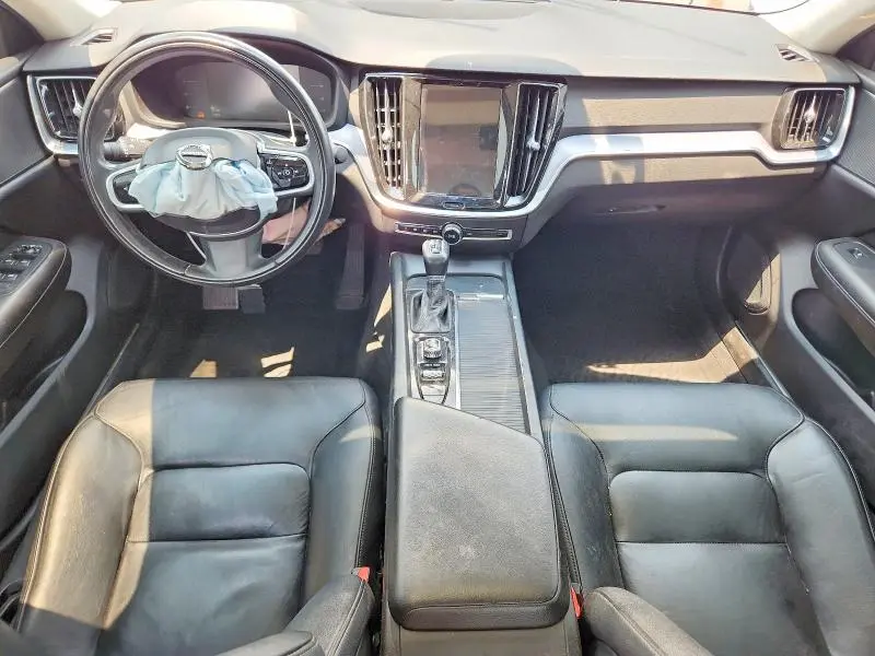 2019 VOLVO S60 T5 MOMENTUM  