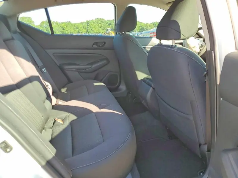 2024 NISSAN ALTIMA SV  