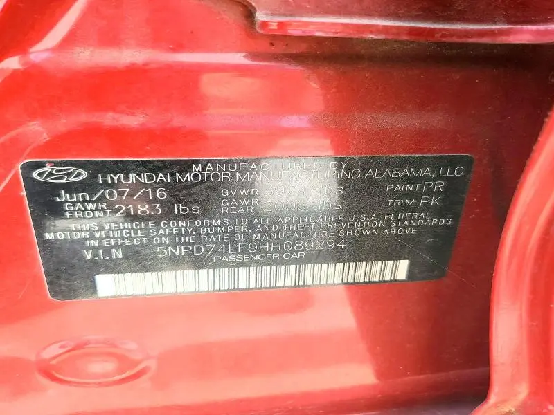 2017 HYUNDAI ELANTRA SE  