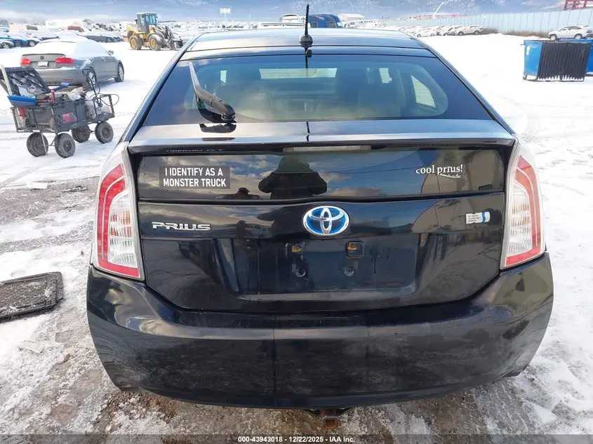 2014 TOYOTA PRIUS THREE