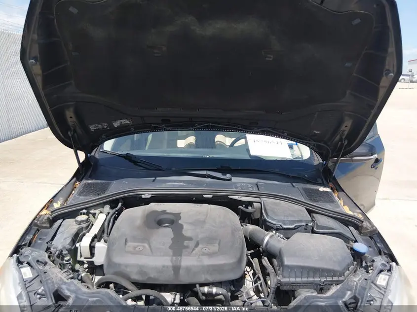 2017 VOLVO S60 T5 DYNAMIC