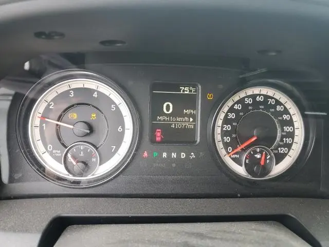 2016 RAM 1500 ST  