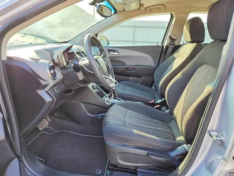 2014 CHEVROLET SONIC LT  