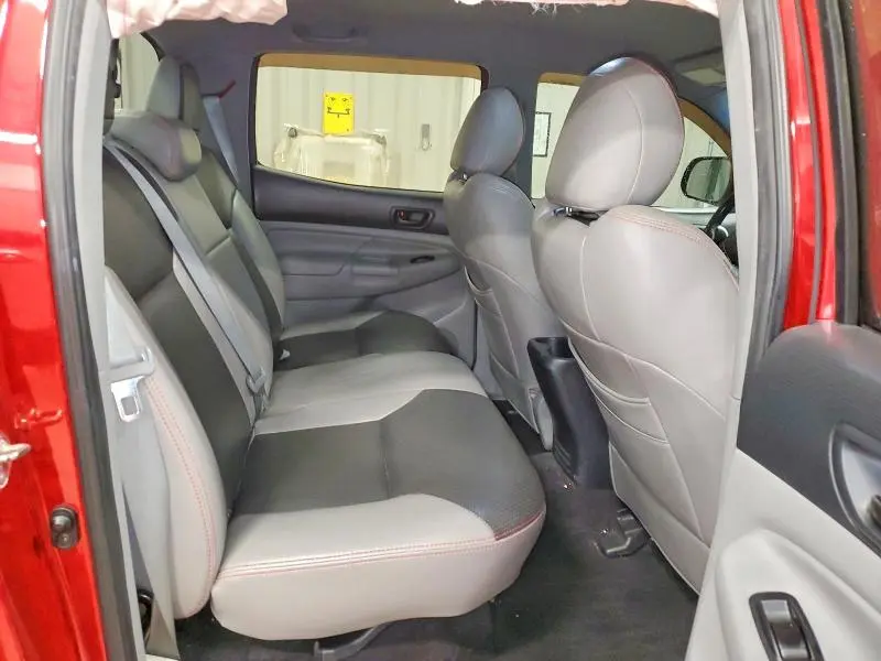 2014 TOYOTA TACOMA V6  