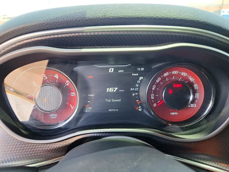 2016 DODGE CHALLENGER SRT HELLCAT  