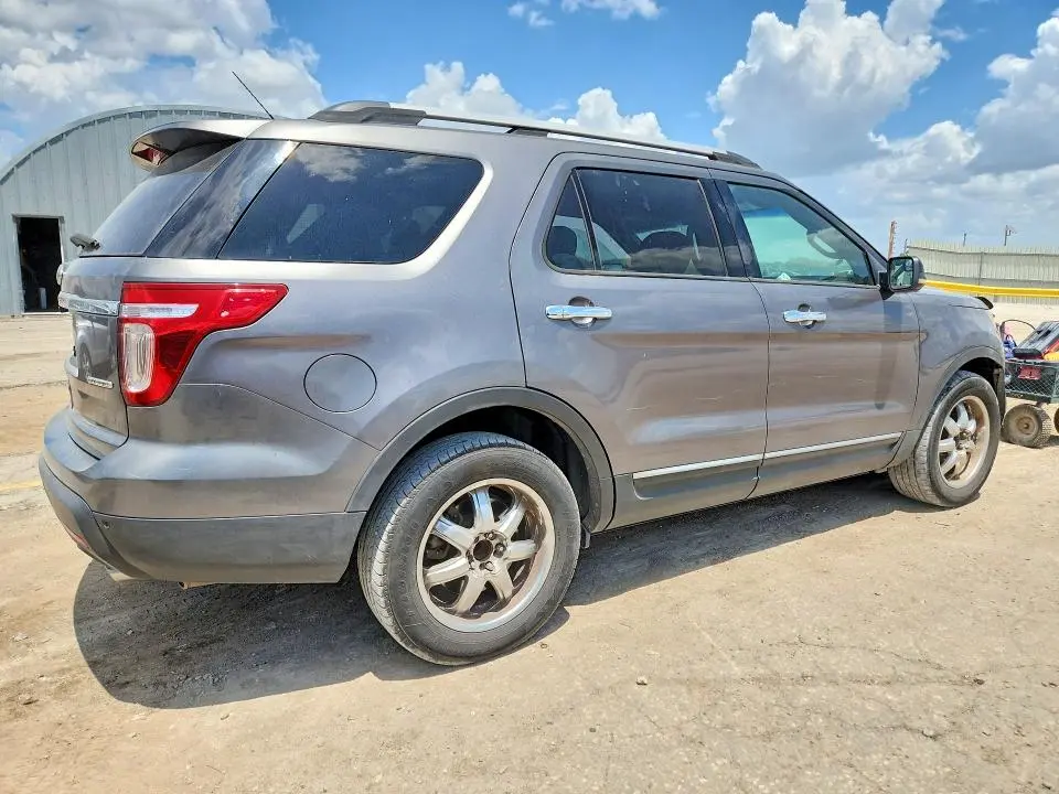 2013 FORD EXPLORER XLT  