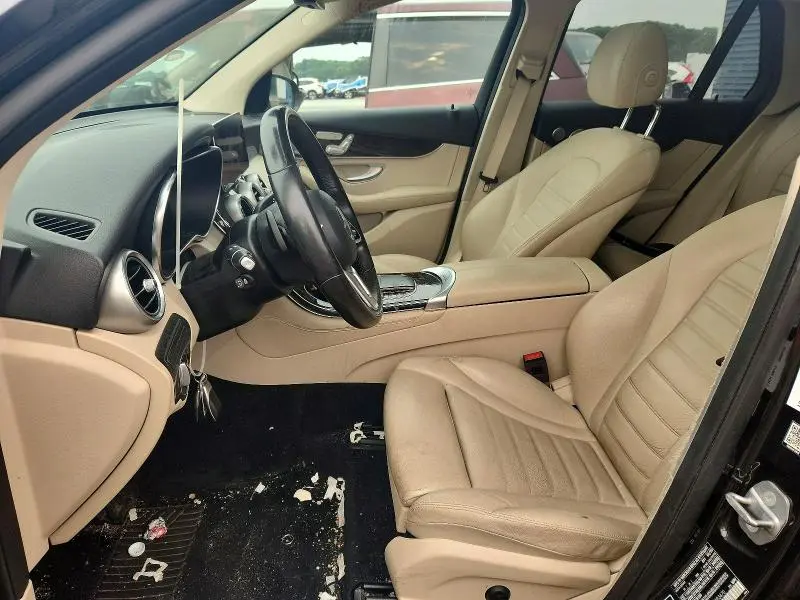2021 MERCEDES-BENZ GLC 300 4MATIC  