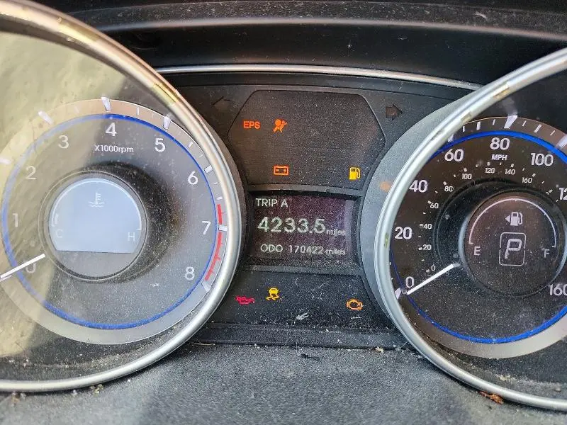 2011 HYUNDAI SONATA GLS  