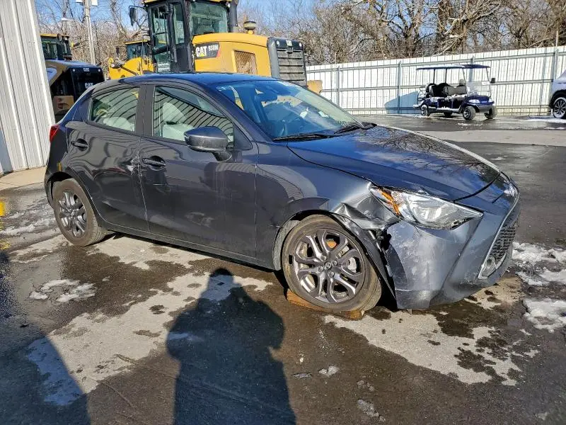 2020 TOYOTA YARIS LE  