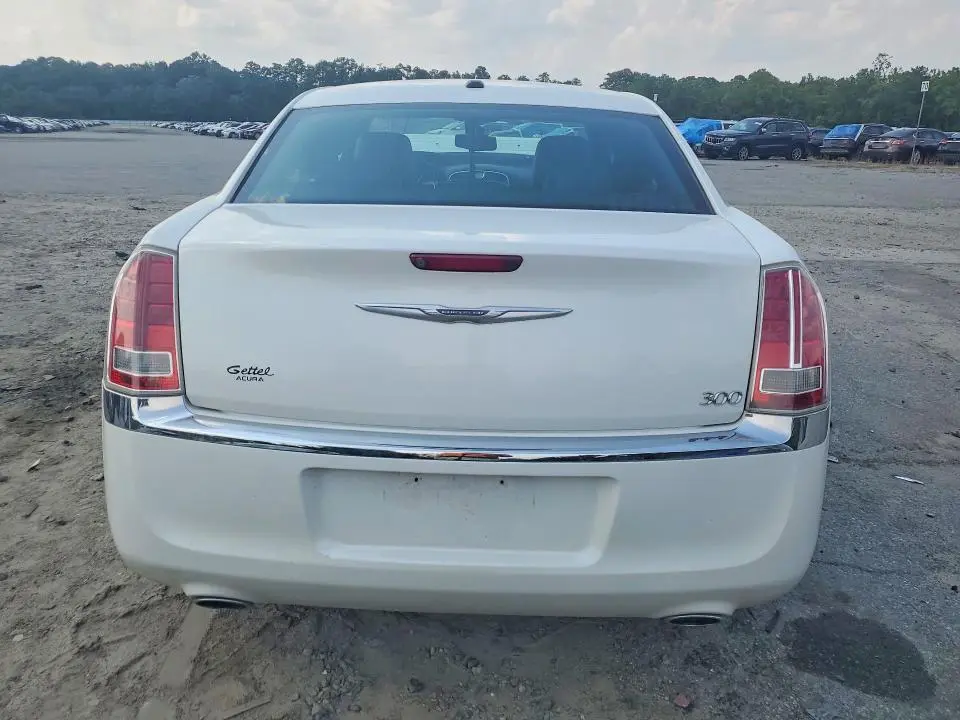 2012 CHRYSLER 300 LIMITED  