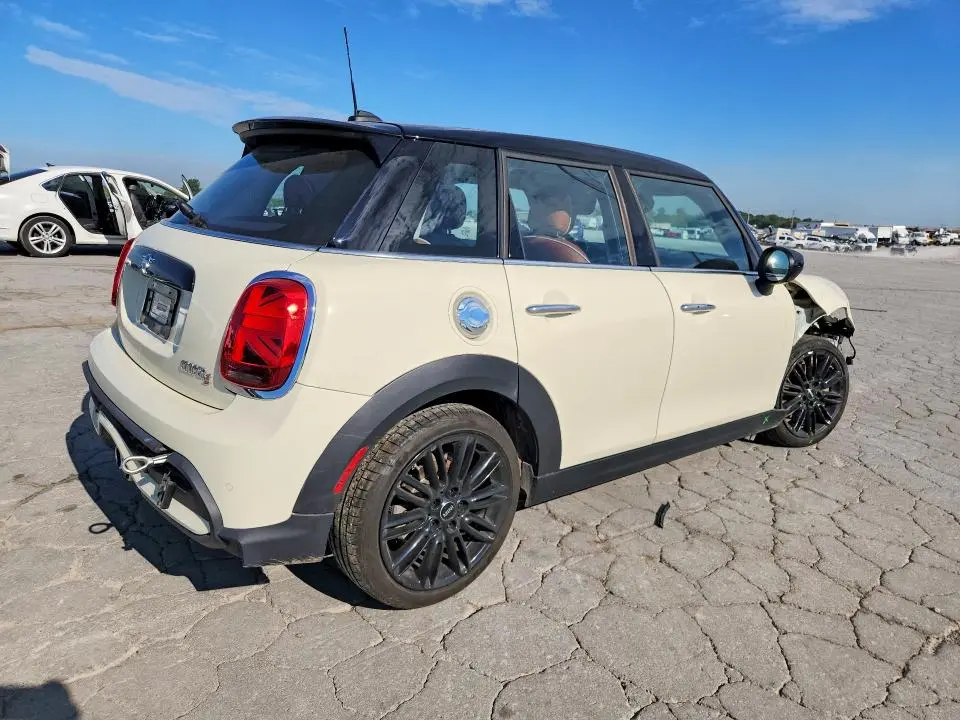 2023 MINI COOPER S  