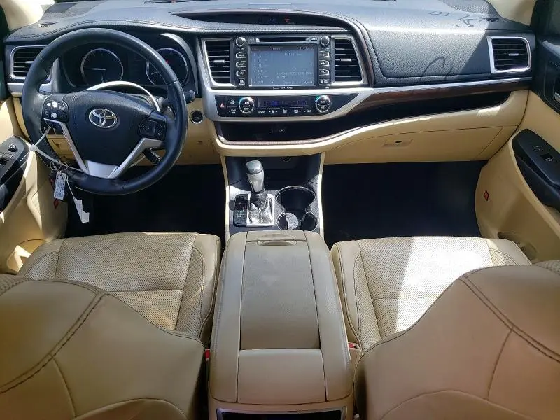 2016 TOYOTA HIGHLANDER LIMITED  