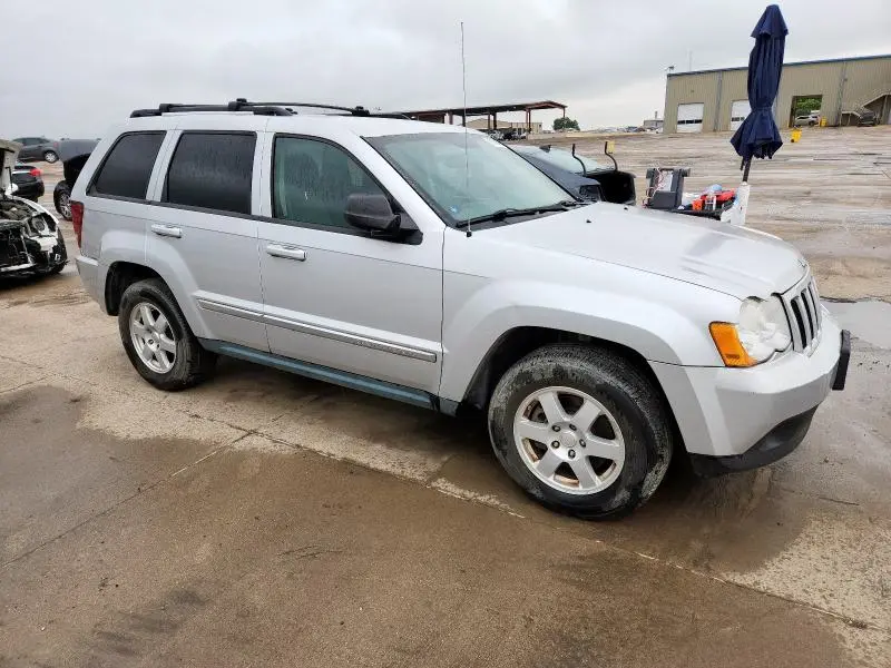 2010 JEEP GRAND CHEROKEE LAREDO  