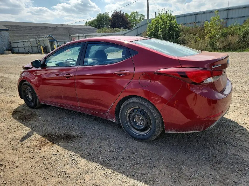 2016 HYUNDAI ELANTRA SE  