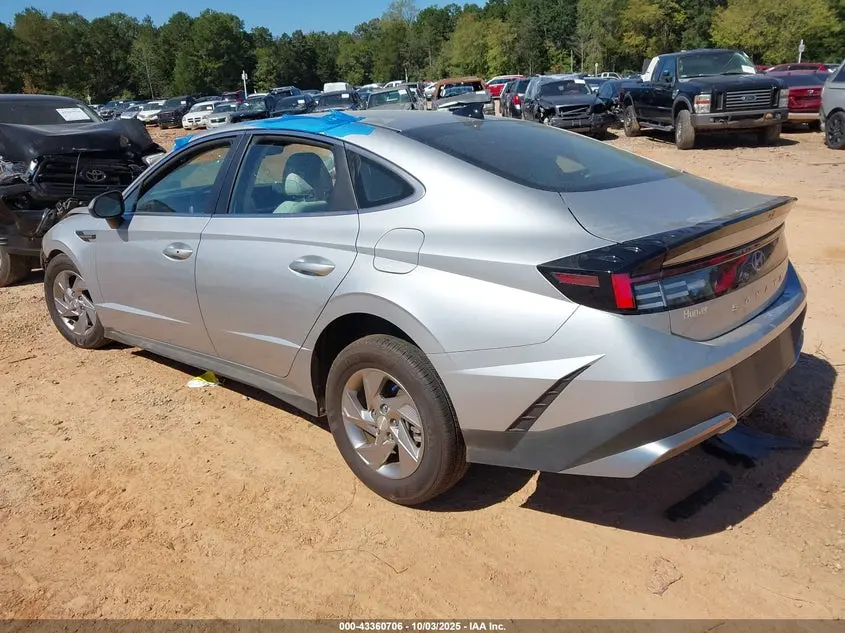2025 HYUNDAI SONATA SE