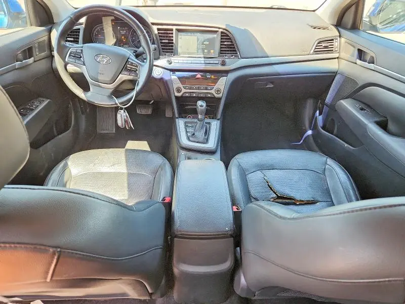 2017 HYUNDAI ELANTRA LIMITED  