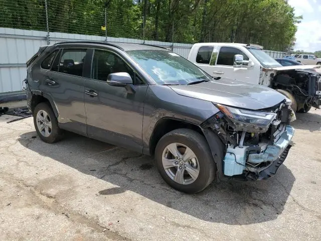 2022 TOYOTA RAV4 XLE