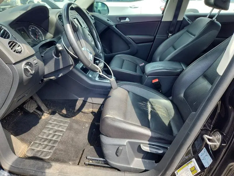 2016 VOLKSWAGEN TIGUAN S  