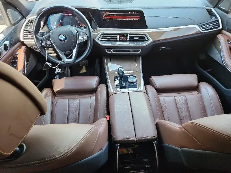 2020 BMW X5   