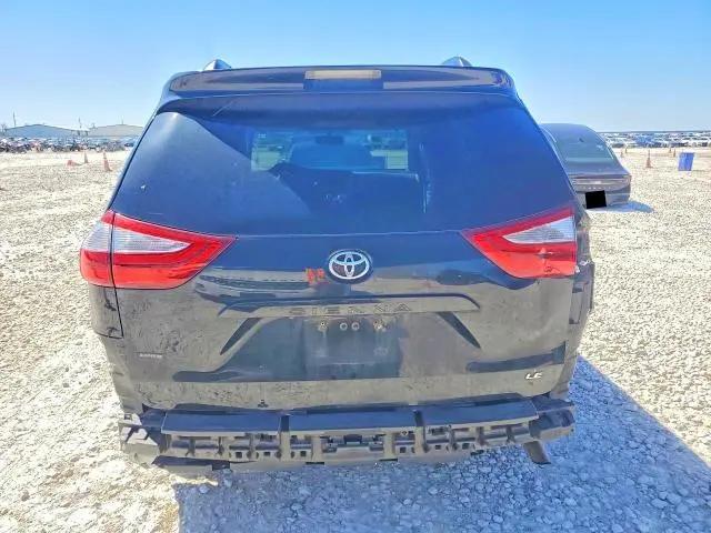 2016 TOYOTA SIENNA LE 8-PASSENGER  
