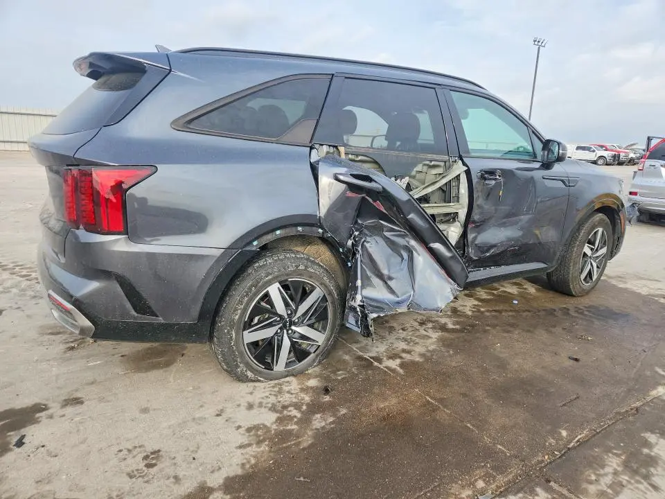2023 KIA SORENTO S  