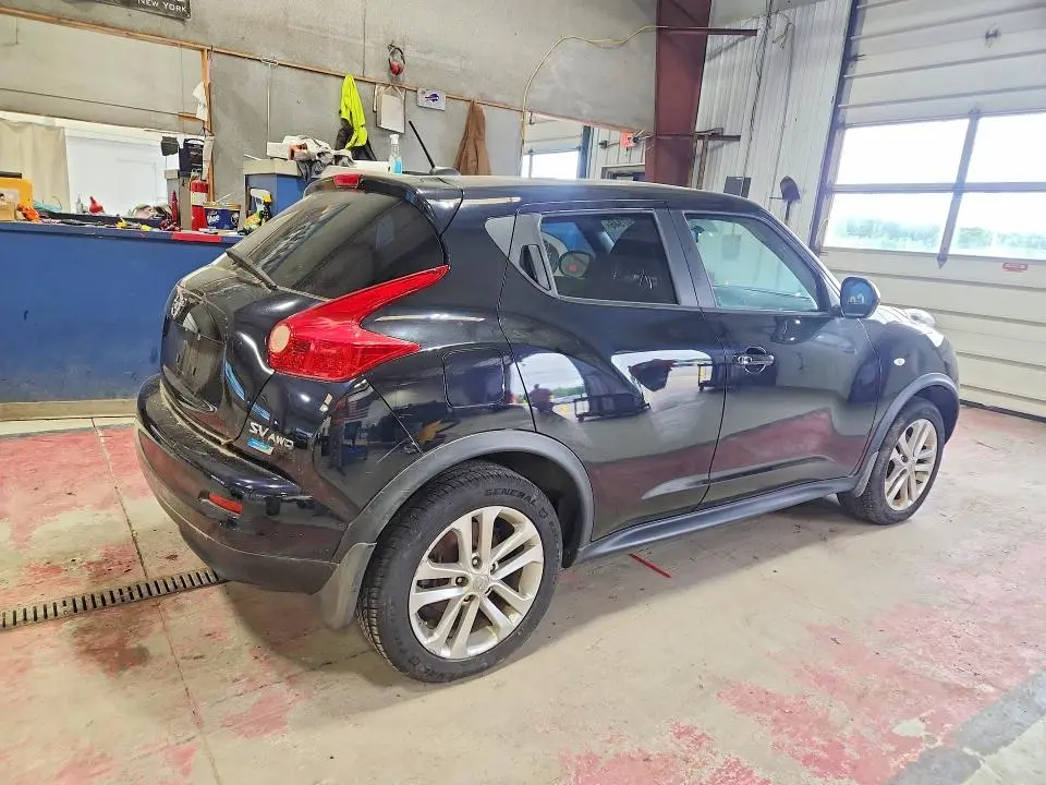 2012 NISSAN JUKE S  