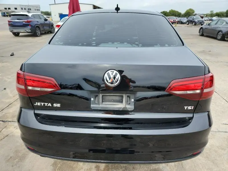 2016 VOLKSWAGEN JETTA SE  