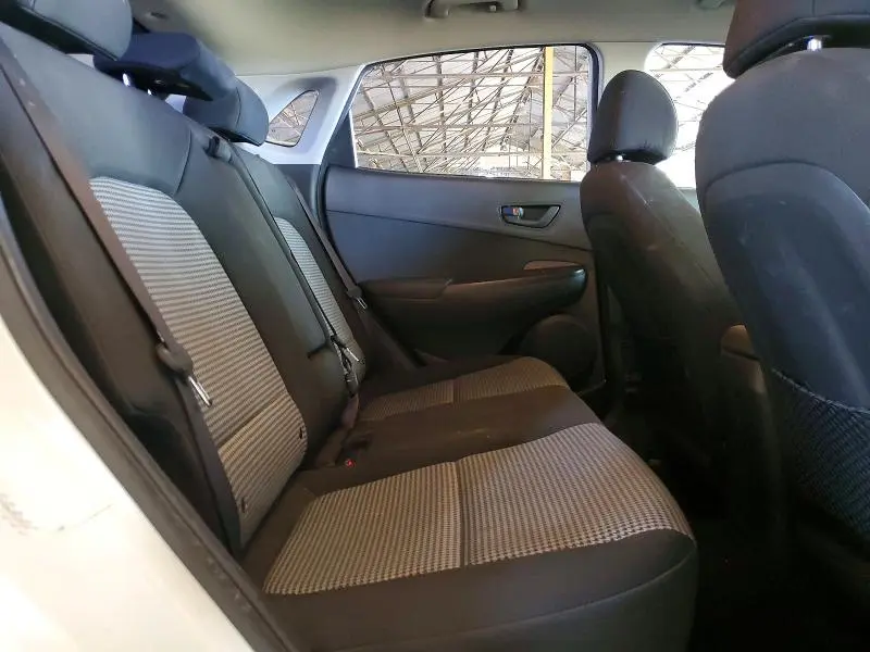 2019 HYUNDAI KONA SE  