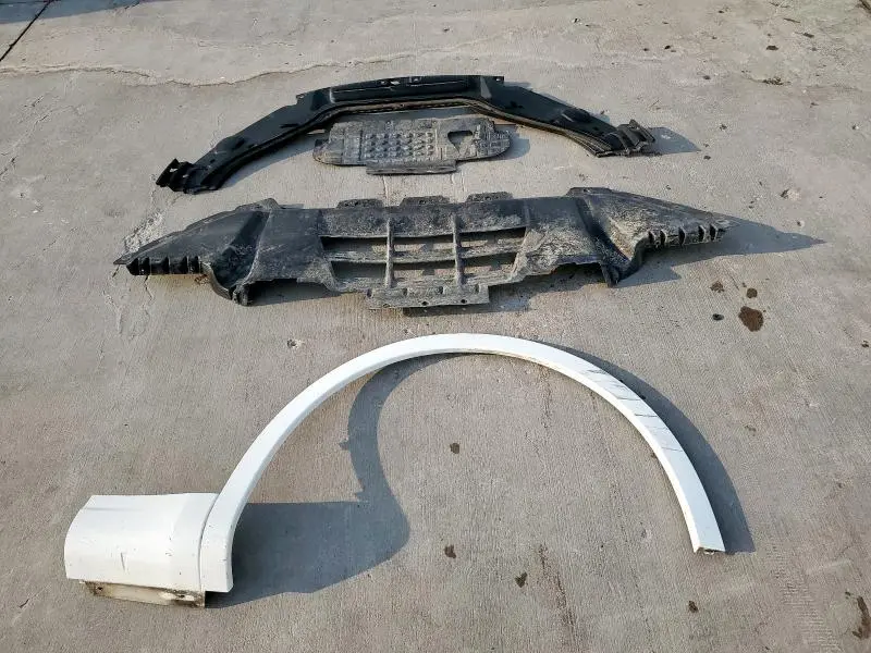 2022 MASERATI LEVANTE MODENA  