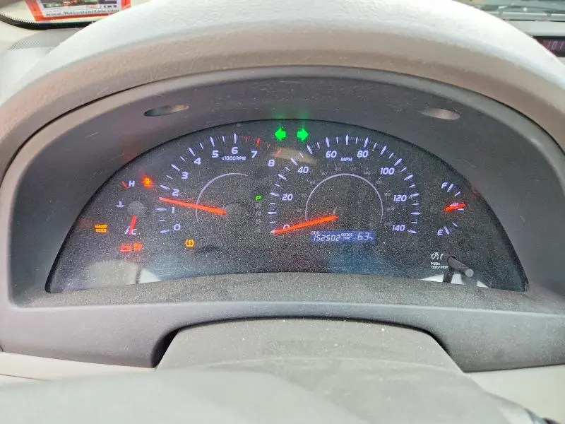 2011 TOYOTA CAMRY LE  