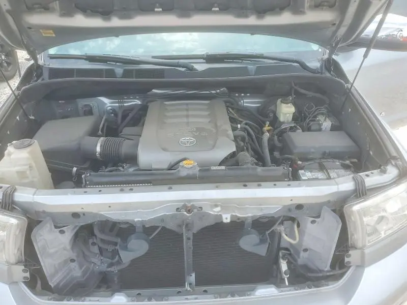 2010 TOYOTA TUNDRA CREWMAX LIMITED  
