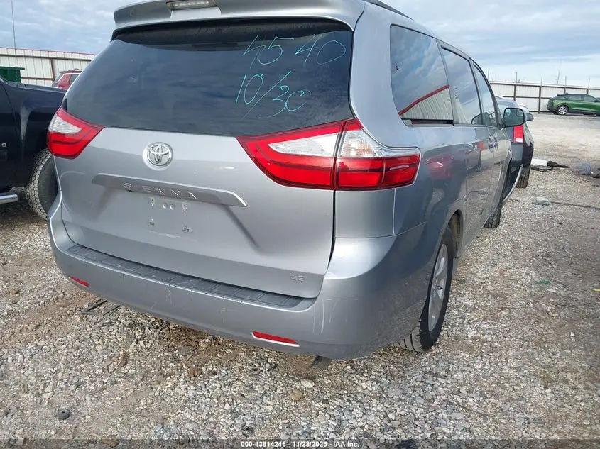 2015 TOYOTA SIENNA LE 8 PASSENGER