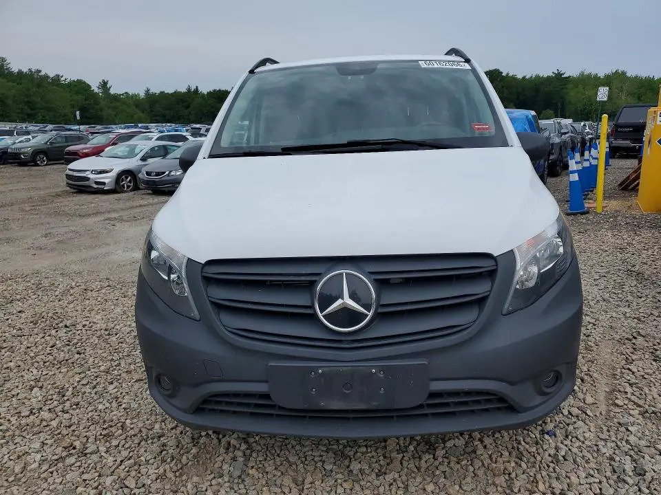 2022 MERCEDES-BENZ METRIS   