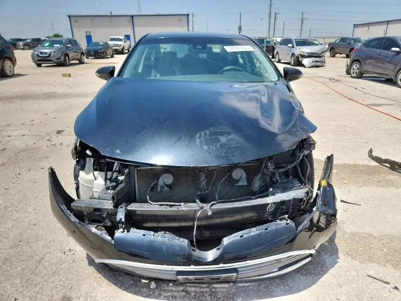 2016 TOYOTA AVALON XLE  