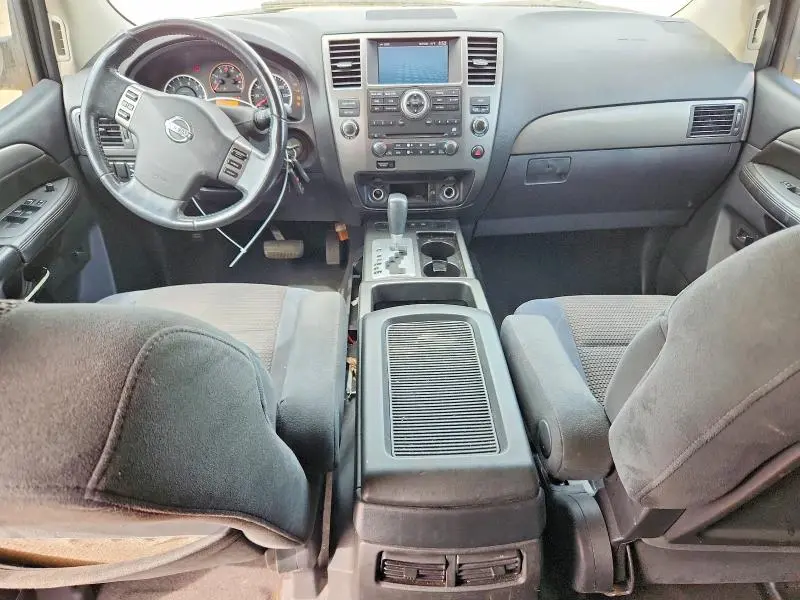 2010 NISSAN ARMADA SE  
